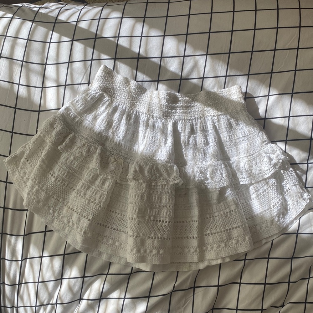Aerie ruffled skirt